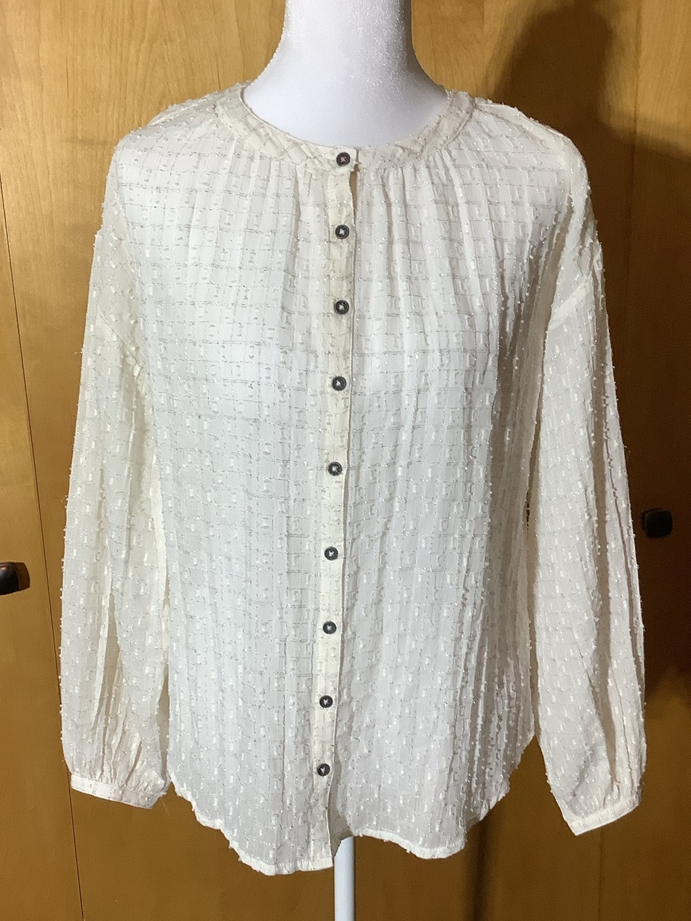 Anthropologie cream blouse with fine metallic thread work blouse, size 2
